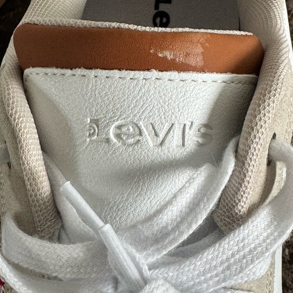 NWOT Levi’s Beige and White casual Sneakers size 13 - Picture 6 of 7